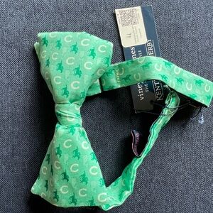 Vineyard Vines Bow Tie Green Horses Horseshoes Whales
